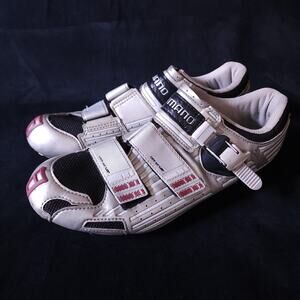 SHIMANO SH-R131S Mens Carbon Road Cycling Bike Shoes Size 44.5 EU 10.2 US Silver